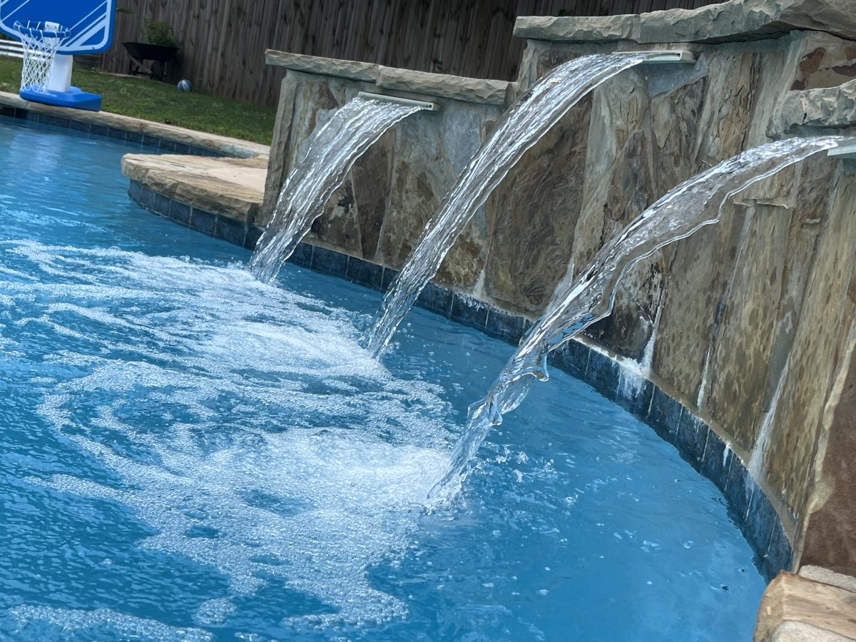 MoJo Pool Cleaning photo